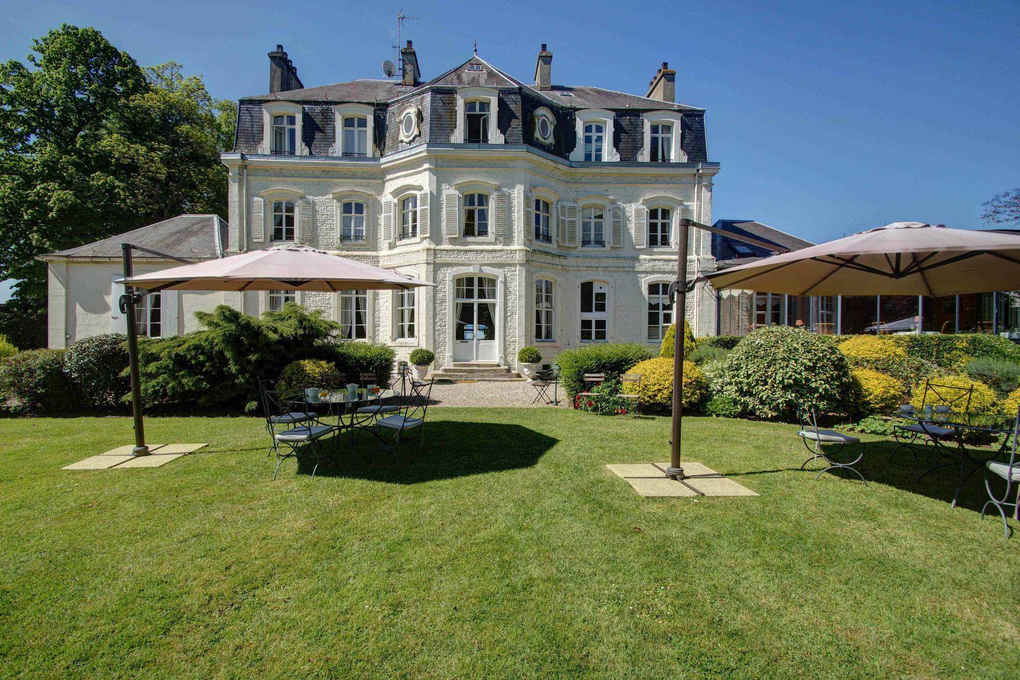 Hotel Chateau Clery Hesdin-lʼAbbé Exterior foto